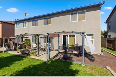 1300 Kensington Drive, Plumas Lake, CA 95961 - Photo 37