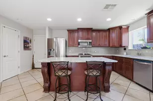 1300 Kensington Dr, Plumas Lake, CA 95961 - Photo 5