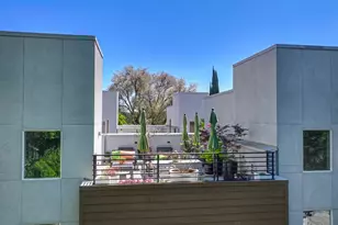 1707 17th St, Sacramento, CA 95811 - Photo 49