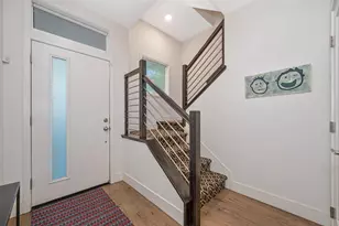 1707 17th St, Sacramento, CA 95811 - Photo 5