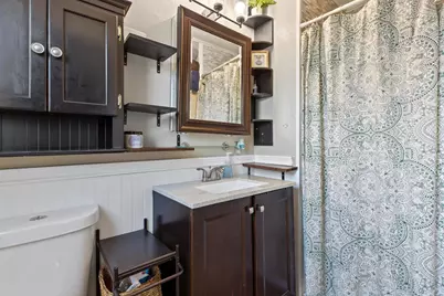 1217 Karen Way, Modesto, CA 95350 - Photo 21