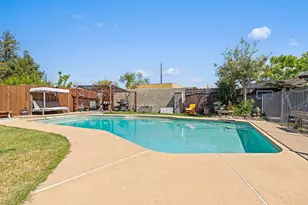 1217 Karen Way, Modesto, CA 95350 - Photo 27