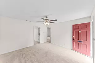 2699 Grove Ave, Sacramento, CA 95815 - Photo 7