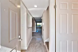 2413 Post Oak Ln, Sacramento, CA 95825 - Photo 11