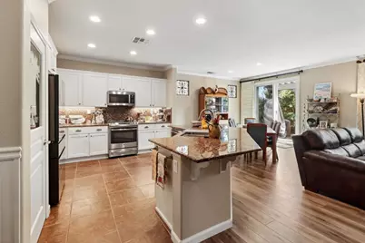 7560 Chatsworth Circle, Elk Grove, CA 95757 - Photo 13