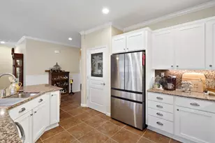 7560 Chatsworth Cir, Elk Grove, CA 95757 - Photo 19