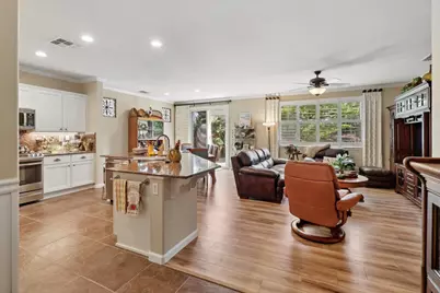 7560 Chatsworth Circle, Elk Grove, CA 95757 - Photo 7