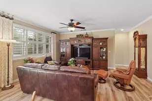 7560 Chatsworth Cir, Elk Grove, CA 95757 - Photo 9