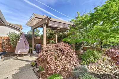 7560 Chatsworth Circle, Elk Grove, CA 95757 - Photo 51