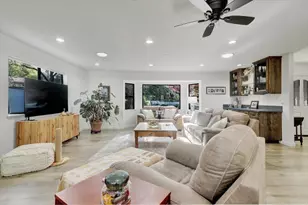 11228 Marten Ct, Penn Valley, CA 95946 - Photo 5
