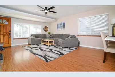 5213 Diablo Road, Sacramento, CA 95842 - Photo 3