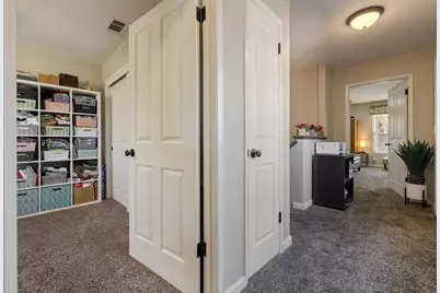 1137 Cedar Creek Drive #4, Modesto, CA 95355 - Photo 27