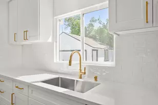 4416 Parker Ave, Sacramento, CA 95820 - Photo 15