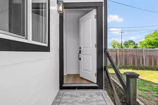 4416 Parker Ave, Sacramento, CA 95820 - Photo 5