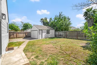 4416 Parker Avenue, Sacramento, CA 95820 - Photo 29