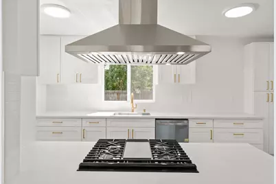 4416 Parker Avenue, Sacramento, CA 95820 - Photo 13