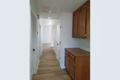 2420 Oakbrook Drive, Yuba City, CA 95993 - Photo 7