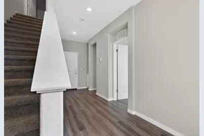 2561 Natomas Crossing Drive, Sacramento, CA 95834 - Photo 3