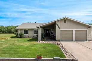 22082 Oleander Ave, Manteca, CA 95337 - Photo 9