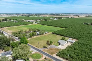 22082 Oleander Ave, Manteca, CA 95337 - Photo 5