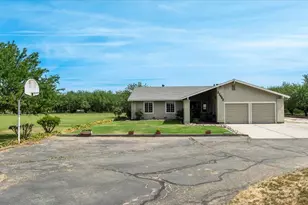 22082 Oleander Ave, Manteca, CA 95337 - Photo 7