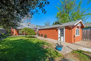 847 56th St, Sacramento, CA 95819 - Photo 39