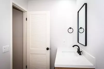 427 Wyndgate Road, Sacramento, CA 95864 - Photo 17