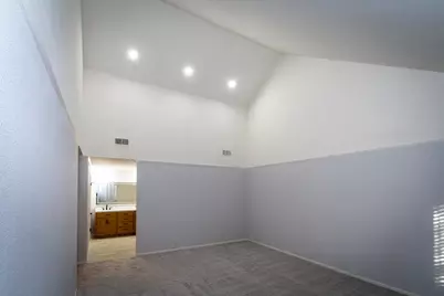 427 Wyndgate Road, Sacramento, CA 95864 - Photo 23