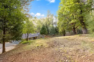 11000 Bubbling Wells Rd, Grass Valley, CA 95945 - Photo 11