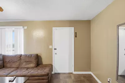 2406 S Walnut Road, Turlock, CA 95380 - Photo 7