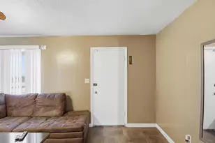 2406 S Walnut Rd, Turlock, CA 95380 - Photo 7