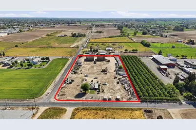 2406 S Walnut Road, Turlock, CA 95380 - Photo 37