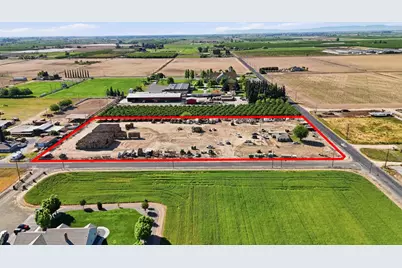 2406 S Walnut Road, Turlock, CA 95380 - Photo 41
