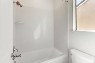 9490 Cheverny Wy, Sacramento, CA 95829 - Photo 33