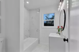 7520 Sunkist Dr, Oakland, CA 94605 - Photo 13