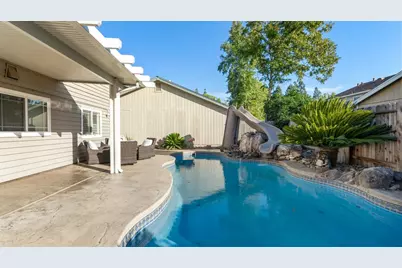 2312 Mills Ranch Way, Rancho Cordova, CA 95670 - Photo 31