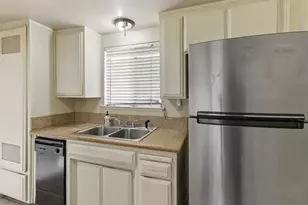 5712 Hillsdale Blvd, Sacramento, CA 95842 - Photo 7