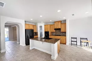 2233 Sheridan Ranch Cir, Plumas Lake, CA 95961 - Photo 9