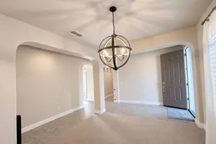 2233 Sheridan Ranch Cir, Plumas Lake, CA 95961 - Photo 9