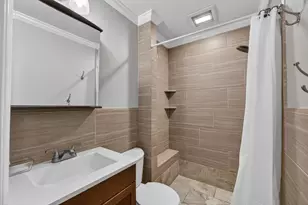 6748 Golf View Dr, Sacramento, CA 95822 - Photo 17