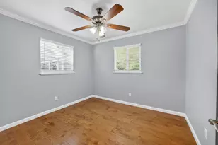 6748 Golf View Dr, Sacramento, CA 95822 - Photo 27