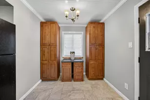 6748 Golf View Dr, Sacramento, CA 95822 - Photo 13