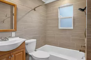 6748 Golf View Dr, Sacramento, CA 95822 - Photo 23