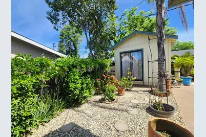 5830 Woodleigh Dr, Carmichael, CA 95608 - Photo 11