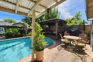 5830 Woodleigh Dr, Carmichael, CA 95608 - Photo 5