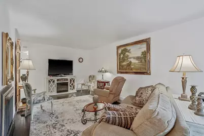 2424 Larkspur Lane #217, Sacramento, CA 95825 - Photo 11