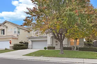 10816 Merritt Dr, Stockton, CA 95219 - Photo 5