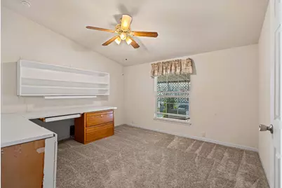Prescott Rd #17, Modesto, CA 95350 - Photo 15
