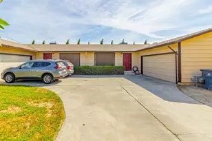 1940 Wall St, Tracy, CA 95376 - Photo 5