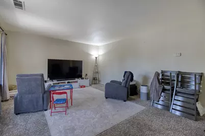 1940 Wall Street, Tracy, CA 95376 - Photo 11
